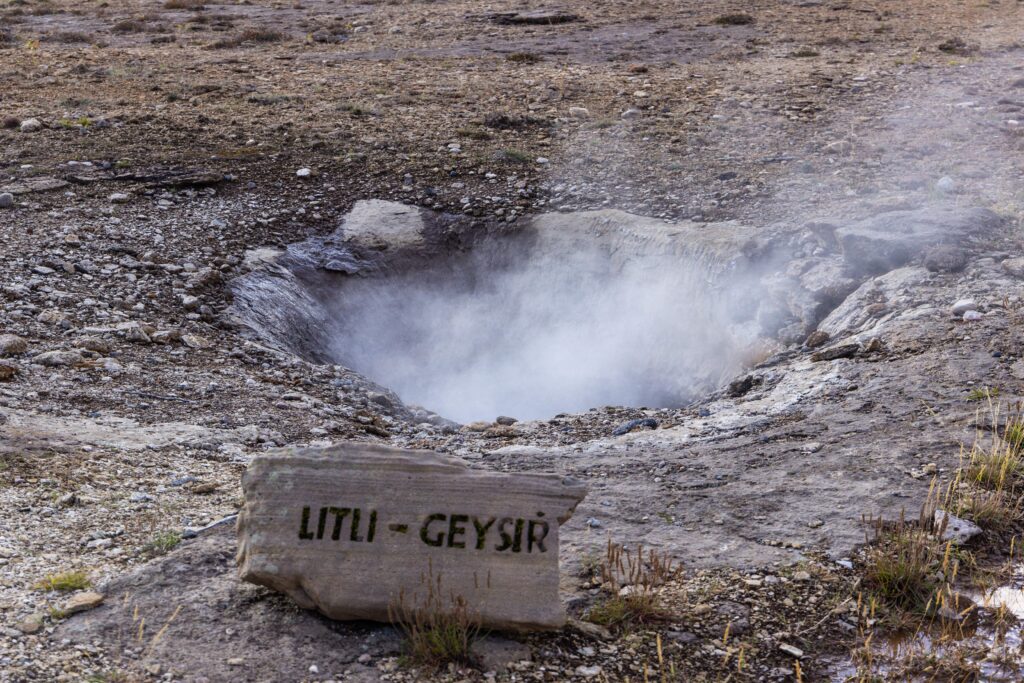 Долина гейзеров в Исландии